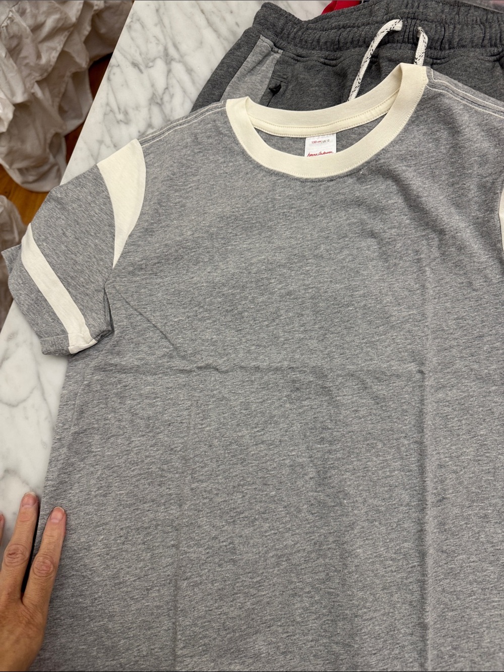 NWT HANNAH ANDERSON SHORT SLEEVE SUPER SOFT T. Size 12 - 150